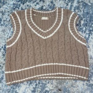 Women’s sweater vest